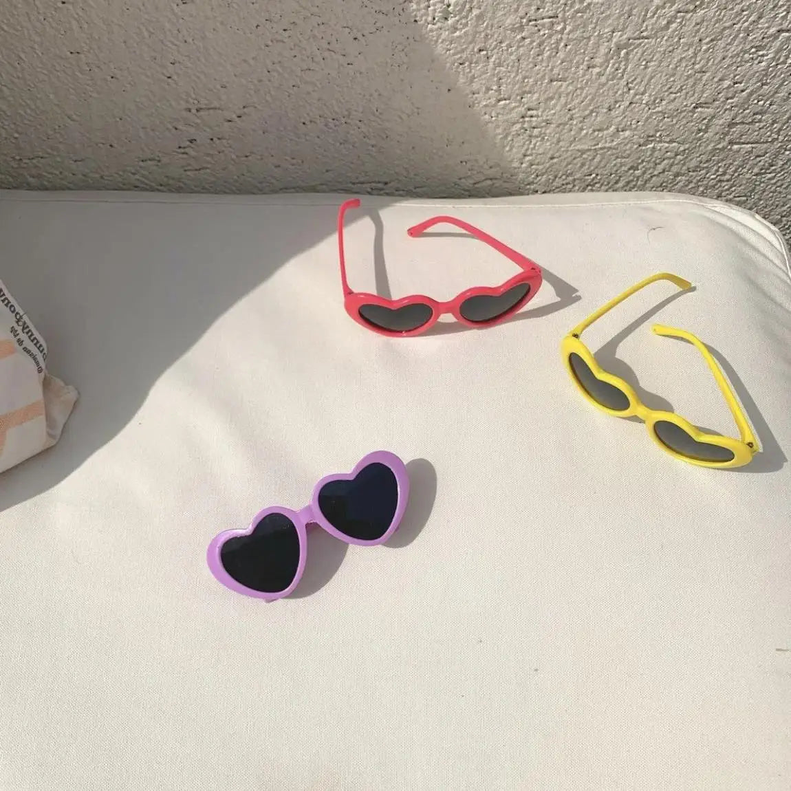 New Love Pet Glasses Dog Cat Cute Creative Fashion Sunglasses Sunglasses with Jewelry Pet Beauty Decoration Supplies